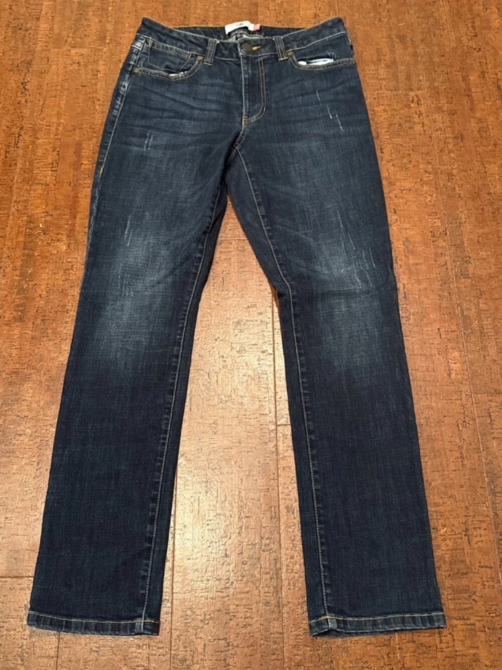 Cabi Women’s 6 High Straight Distressed Jeans 3561 Dark Wash Blue Stretch Denim